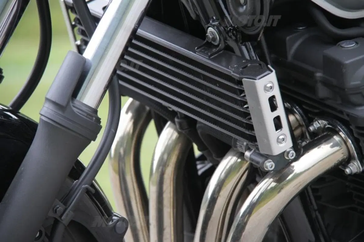 Yamaha XJR1300 2013 (34)