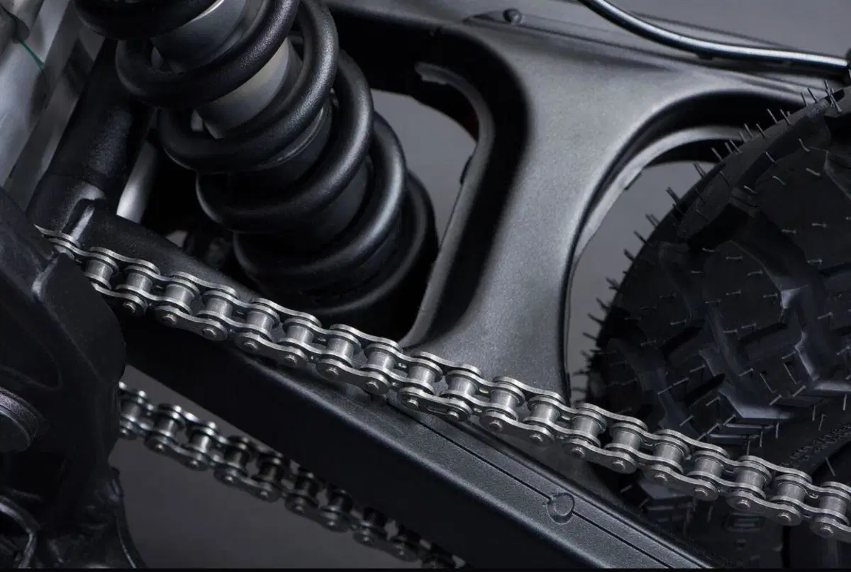 La Honda NX650 Dominator rivista da Earth Motorcycles (11)