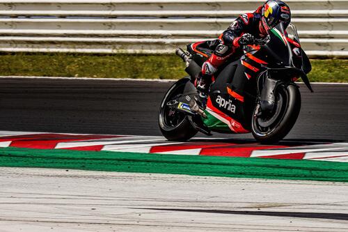 MotoGP 2021. Andrea Dovizioso e Aprilia Racing: positivi i nuovi test a Misano (4)