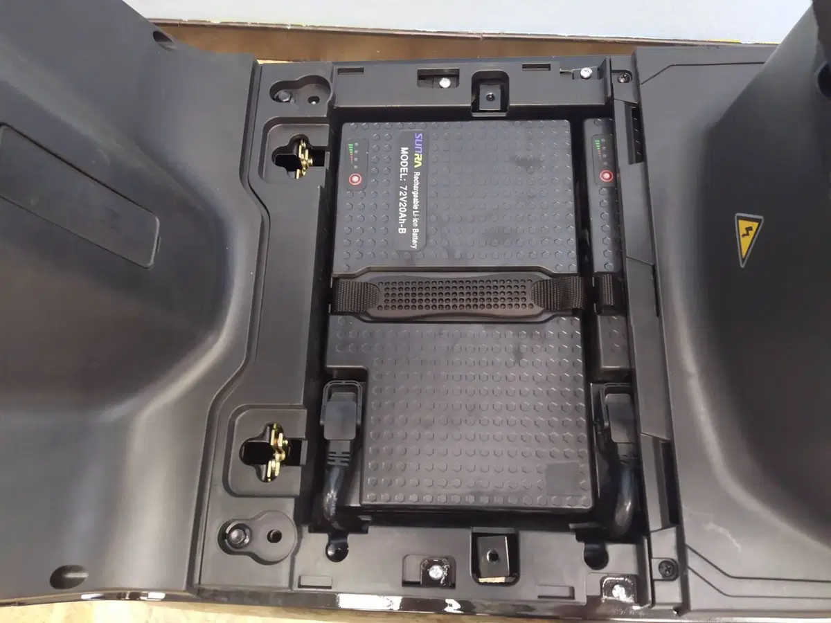Sunra Italia Robo S L3e (2021 - 26) (18)