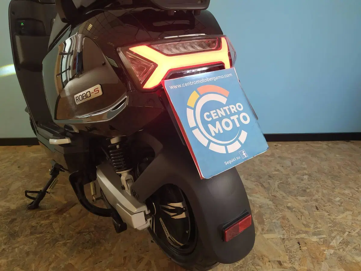 Sunra Italia Robo S L3e (2021 - 26) (6)