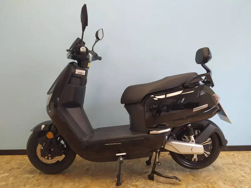 Sunra Italia Robo S L3e (2021 - 26) (5)