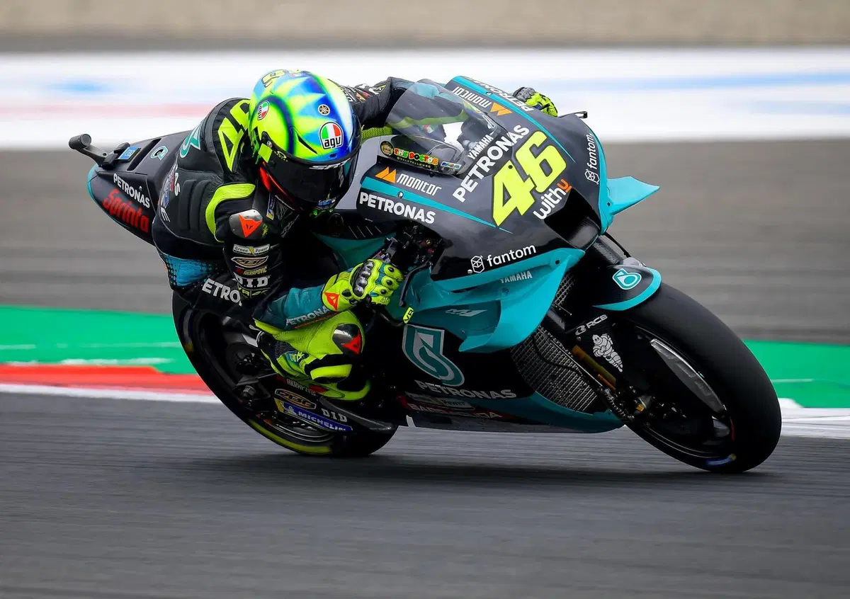 MotoGP 2021. GP d'Olanda ad Assen. Valentino Rossi: "Nemmeno la Michelin prevede il funzionamento delle gomme"