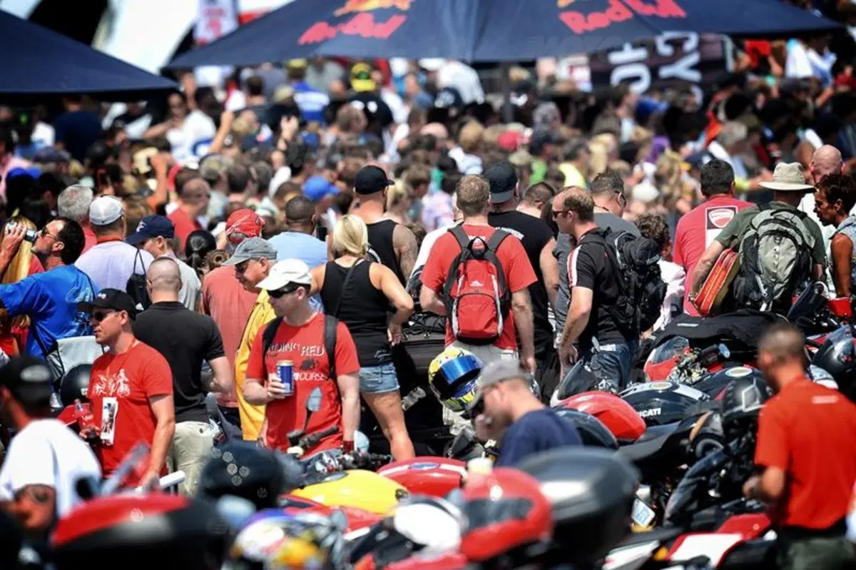 Le foto più spettacolari del GP di Indianapolis (21)