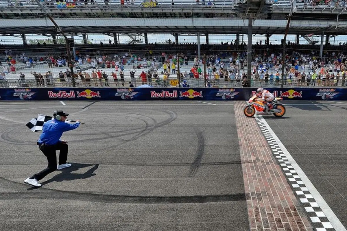 Le foto più spettacolari del GP di Indianapolis (40)