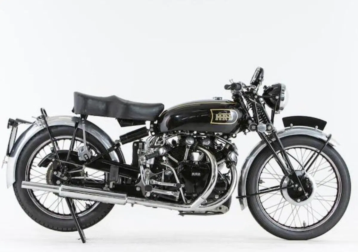 Bonhams: AJS Porcupine, Honda RC 30, Ducati Mike Halilwood Replica, all'asta dal 2 luglio