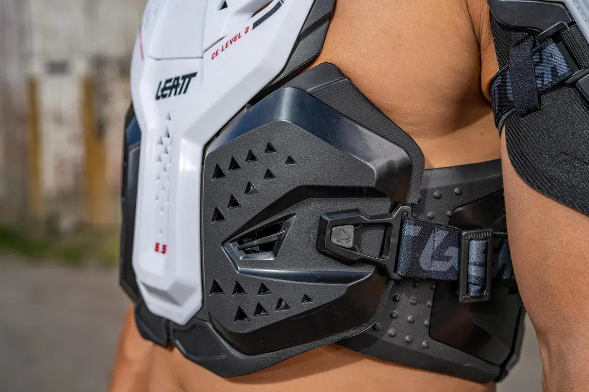 Leatt presenta i nuovi Body Protector 6.5 e Chest Protector Pro 6.5 (13)