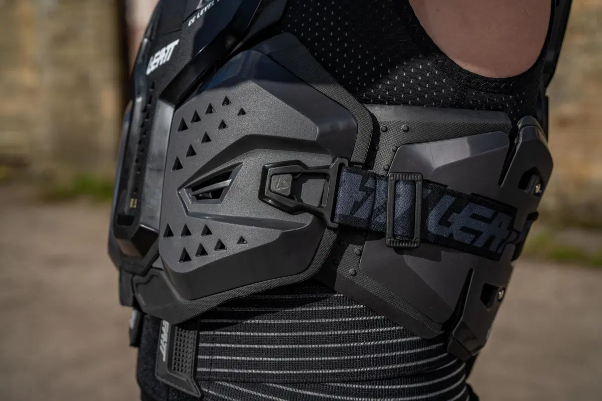 Leatt presenta i nuovi Body Protector 6.5 e Chest Protector Pro 6.5 (14)