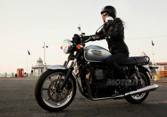 Triumph Easy, l'assicurazione esclusiva per i Triumphisti