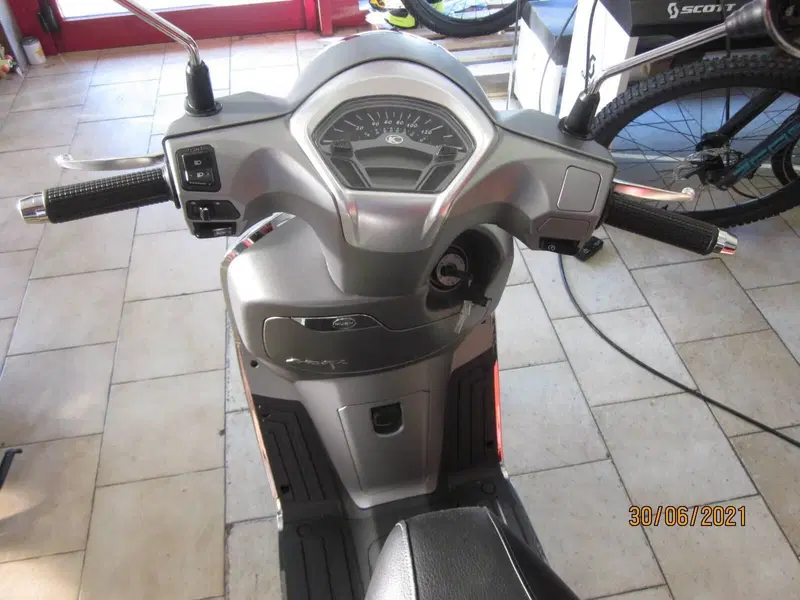 Kymco Like 125 (2021 - 26) (3)
