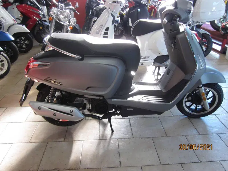 Kymco Like 125 (2021 - 26) (6)