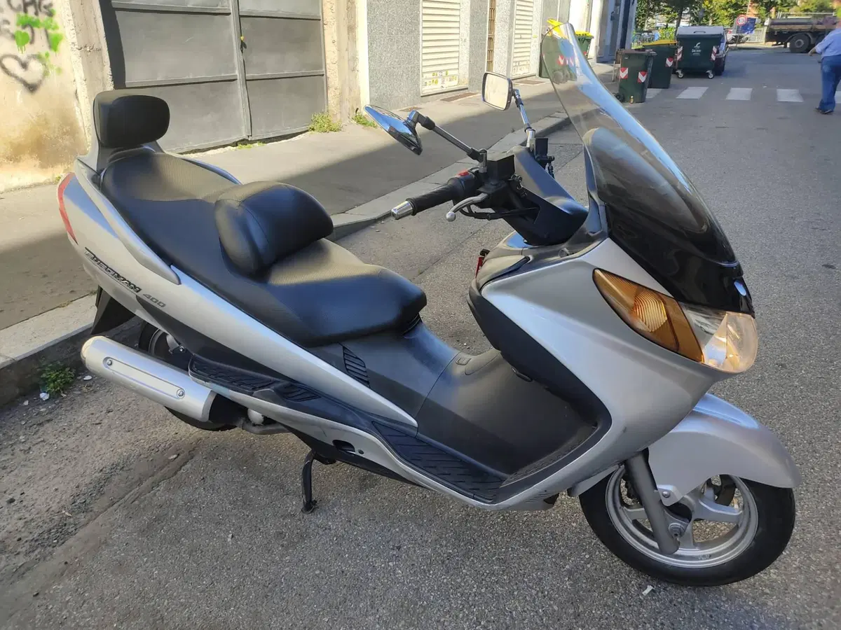 Suzuki Burgman AN 400 i.e. (2004 - 05) (2)