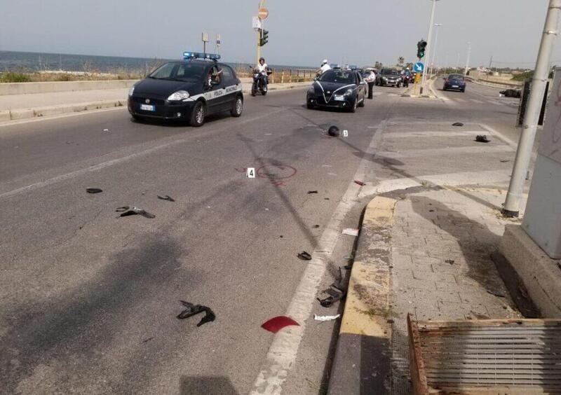 Bari: ruba la moto e si ribalta, ladro in prognosi riservata