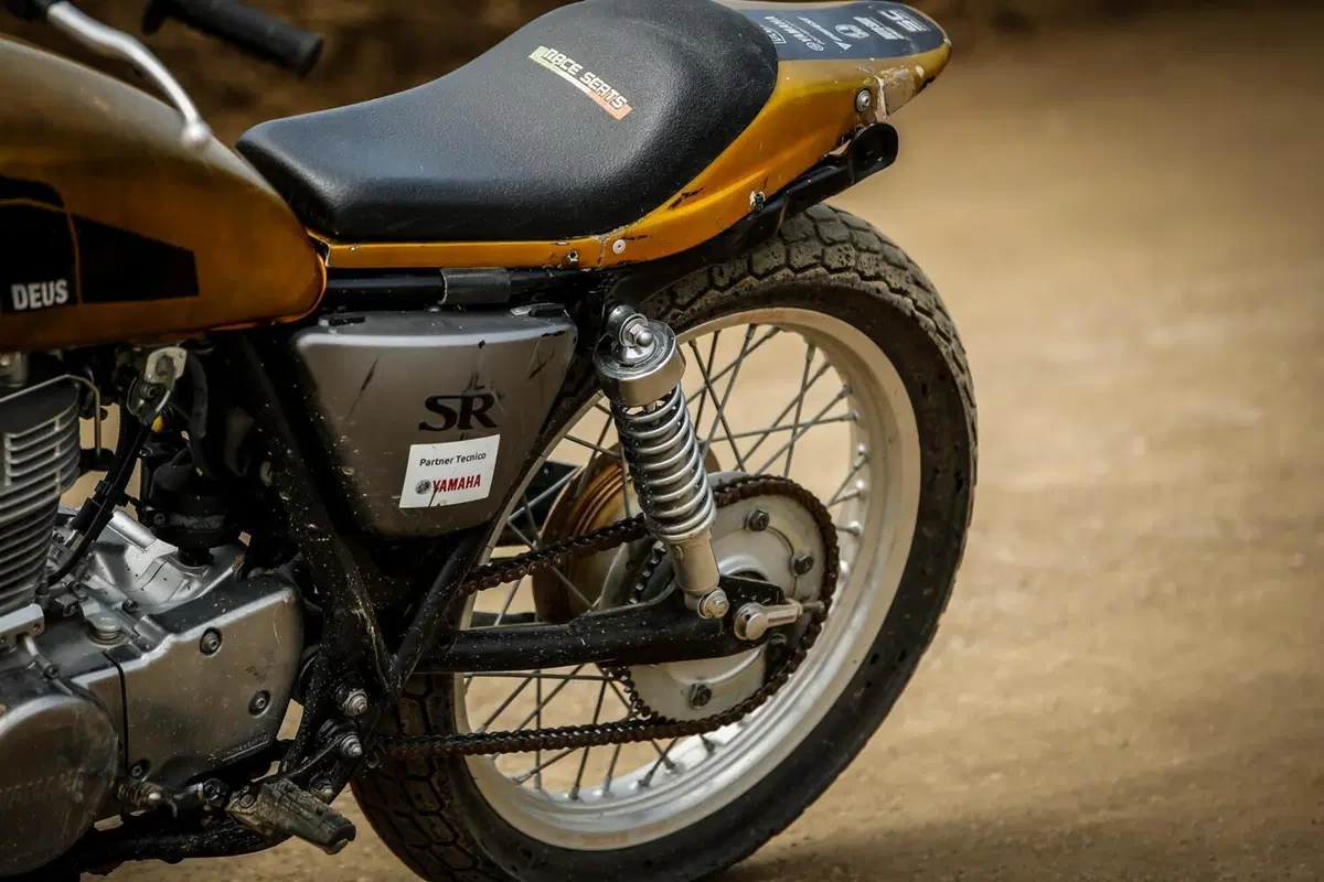 Yamaha Niken: crazy test contro il campione di Flat Track Marco Belli!  (12)