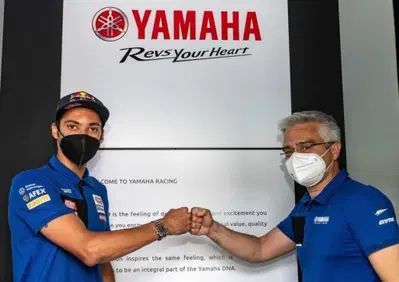 SBK 2021: Razgatlioglu rinnova per due anni con Yamaha