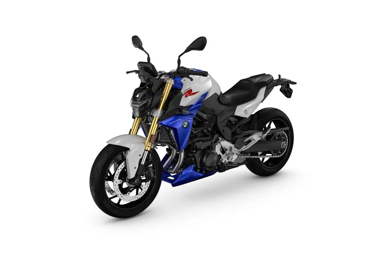 F 900 R