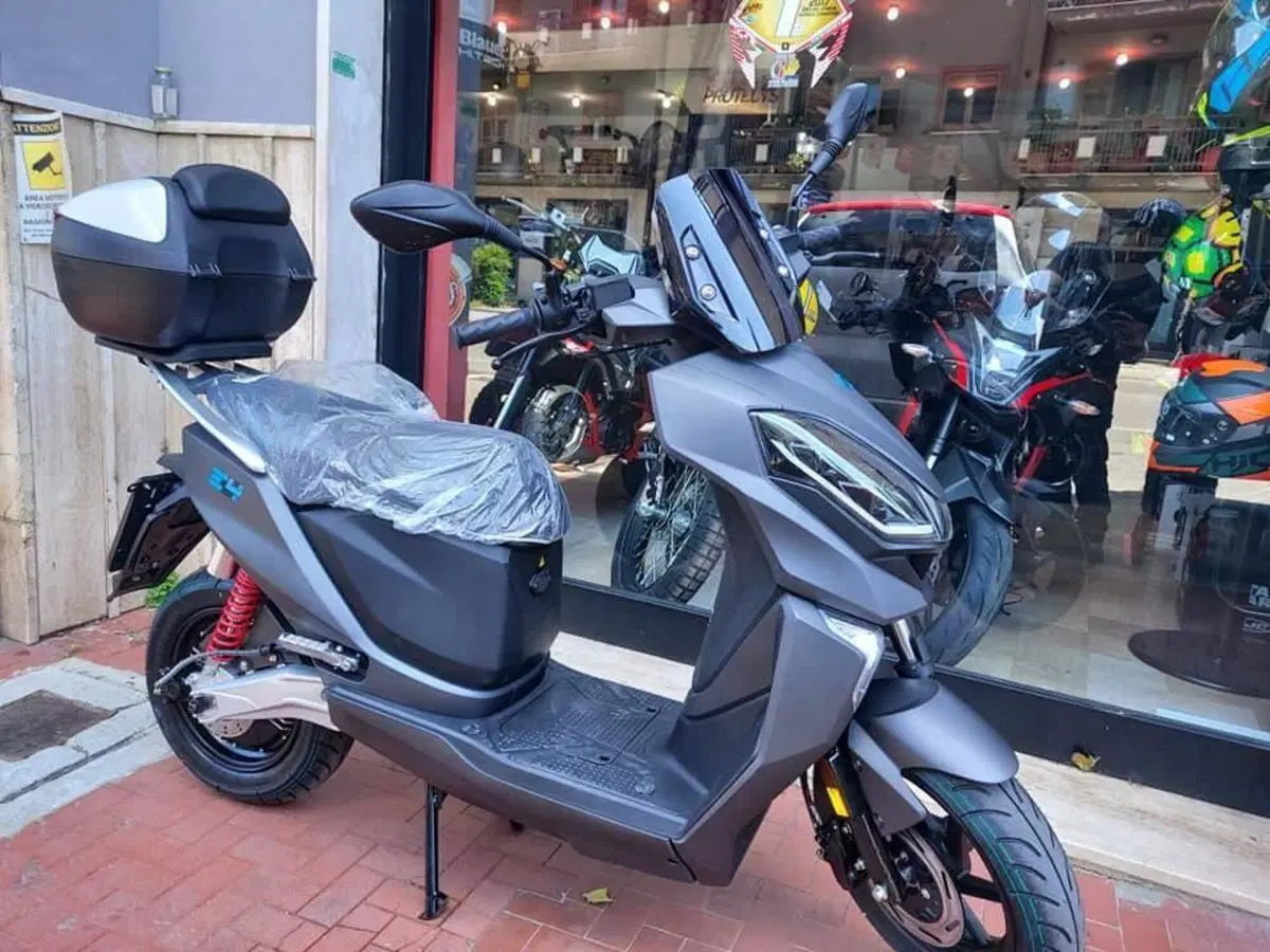 Lifan E4 L3e Doppia Batteria (2021 - 26) (2)