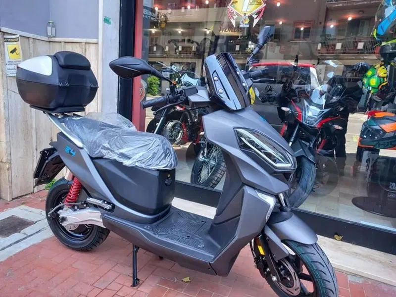 Lifan E4 L3e Doppia Batteria (2021 - 26) (2)