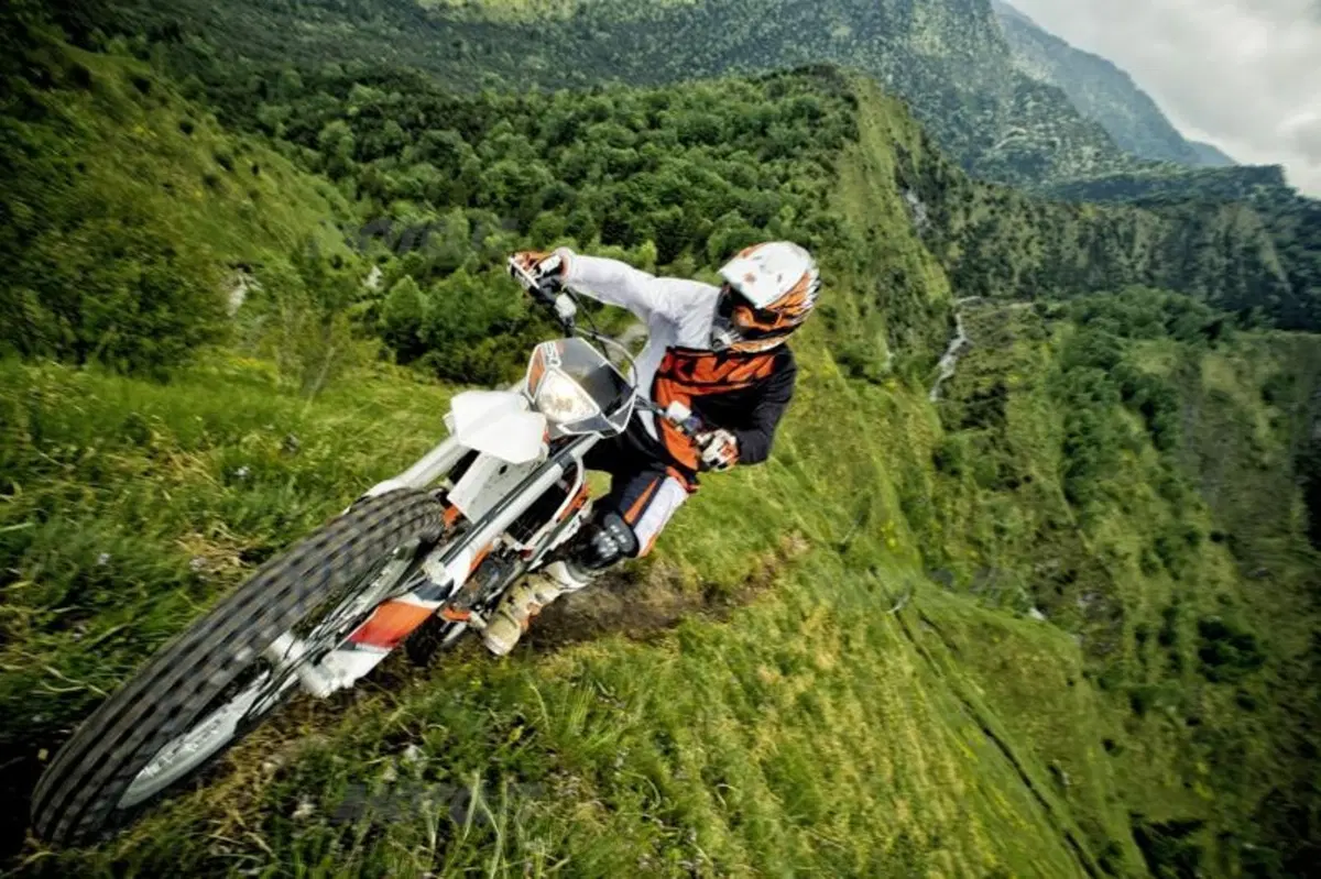 KTM Freeride 250R, arriva il due tempi! (6)