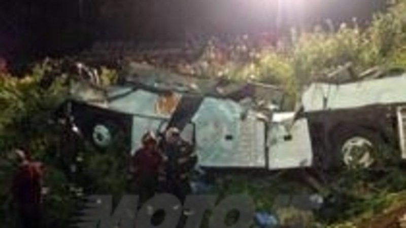 Tragedia bus in Irpinia: al momento dell&#039;incidente i freni erano fuori uso 