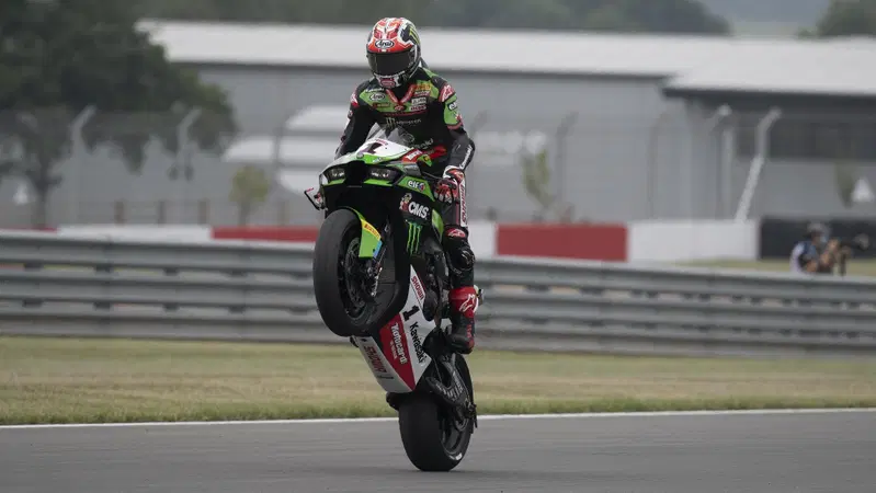 SBK 2021. GP del Regno Unito: Jonathan Rea conquista la Superpole a Donington