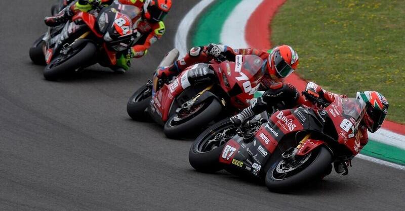 CIV: tanto spettacolo a Imola per il terzo round