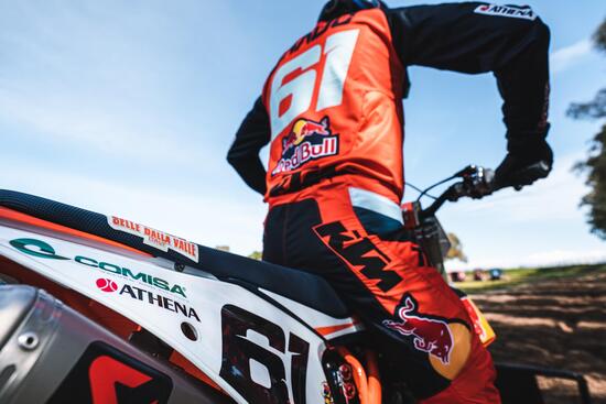 Athena rinnova la partnership con Red Bull KTM Factory Racing De Carli