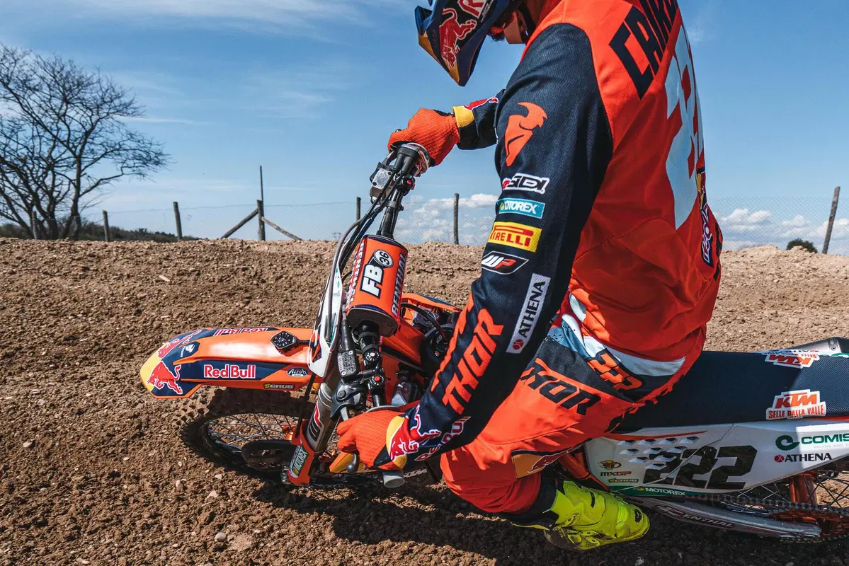 Athena rinnova la partnership con Red Bull KTM Factory Racing De Carli (2)