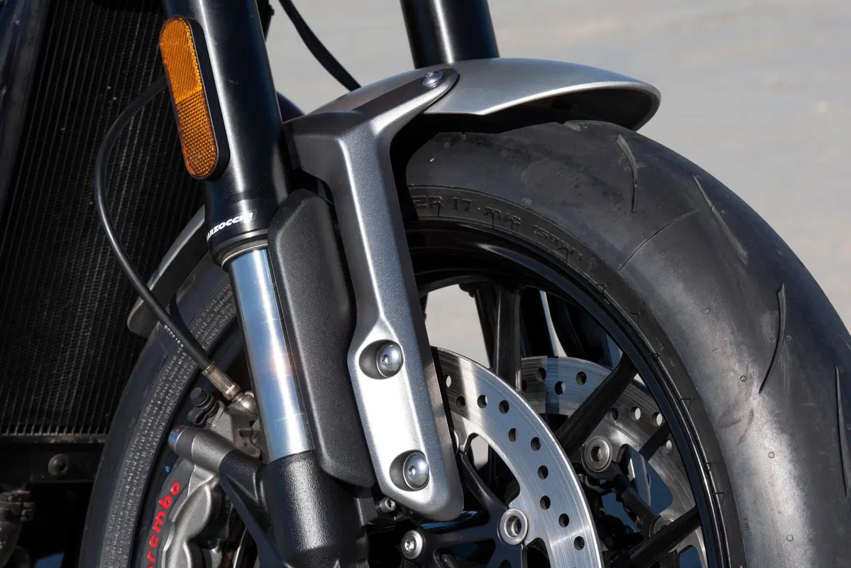 Triumph Speed Twin 2021: evoluzione sportiva (4)