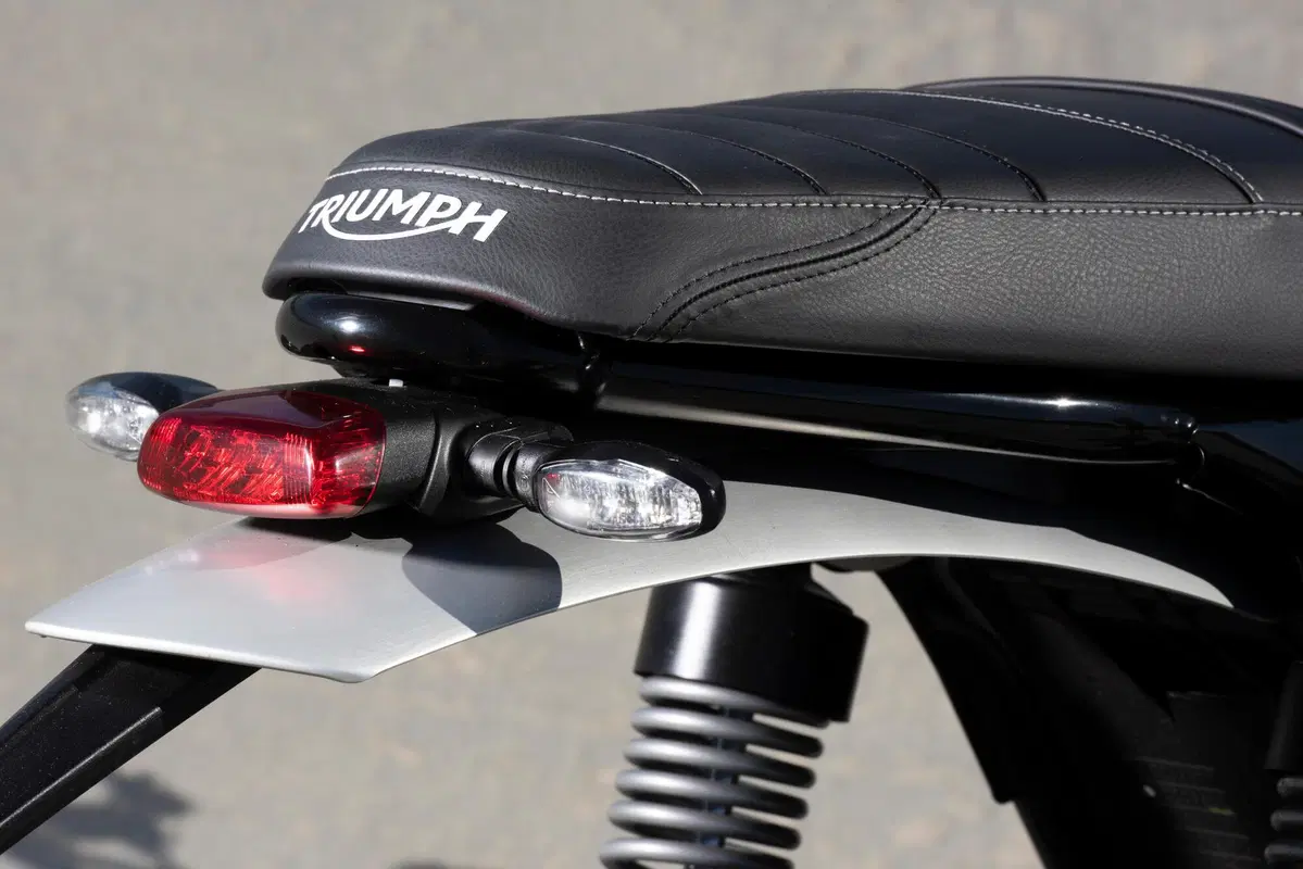 Triumph Speed Twin 2021: evoluzione sportiva (13)