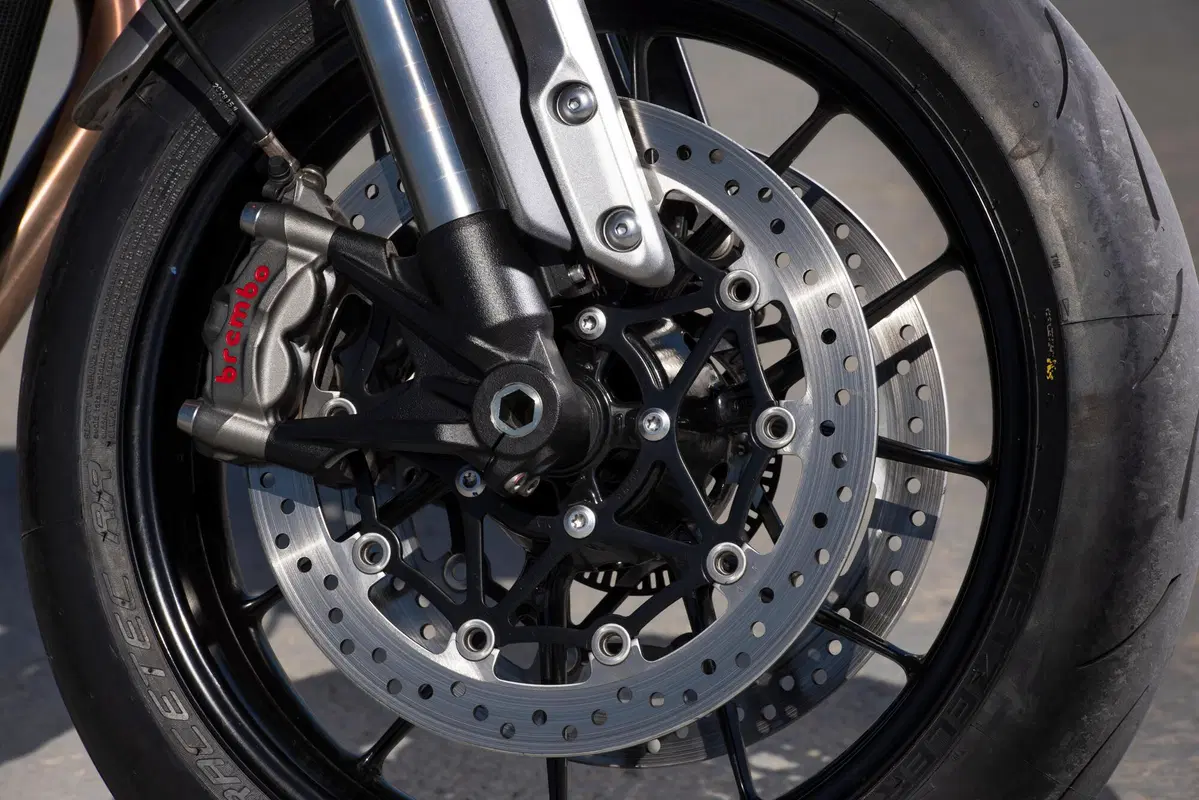 Triumph Speed Twin 2021: evoluzione sportiva (20)