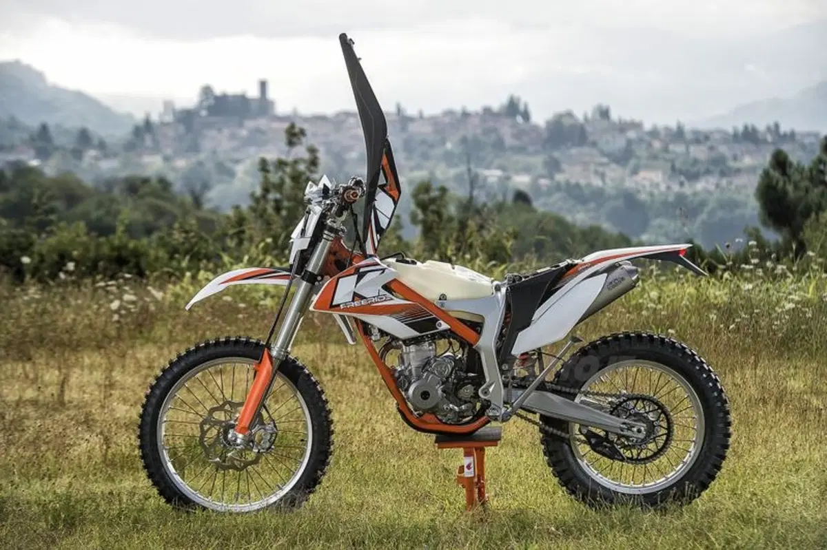 KTM Freeride 250R e 350 2014 (5)