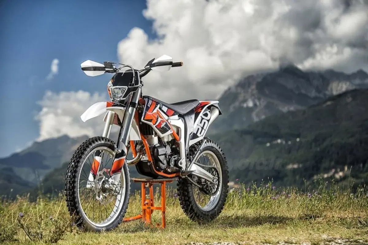 KTM Freeride 250R e 350 2014 (42)
