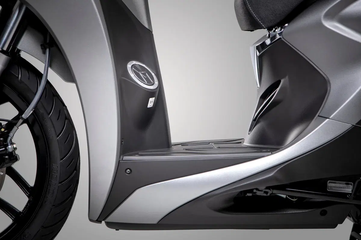 Nuovi Kymco People S 2021: la famiglia a ruote alte si rinnova (8)