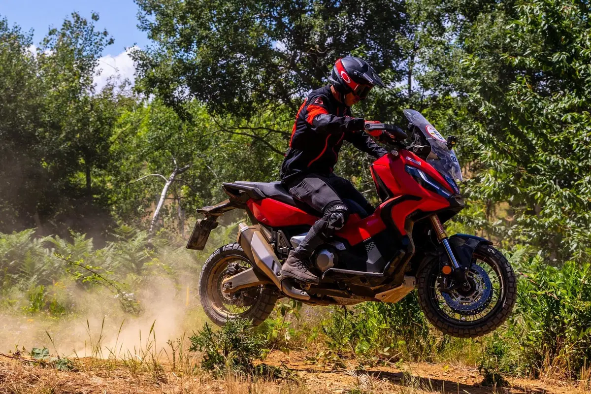 Honda X-ADV Coppa 2021: il lettore di Moto.it contro 5 VIP! Chi ha vinto? (4)