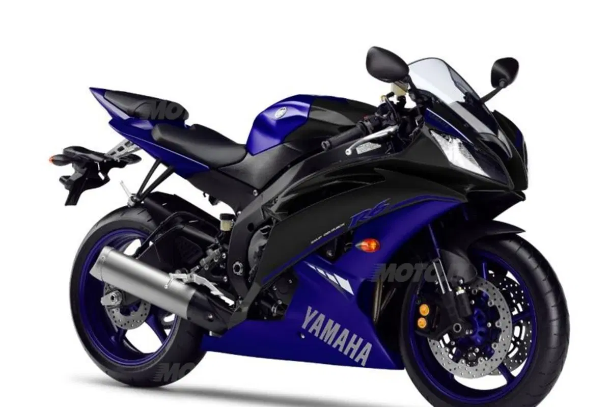 Yamaha Race Blu per le stradali 2014 (5)