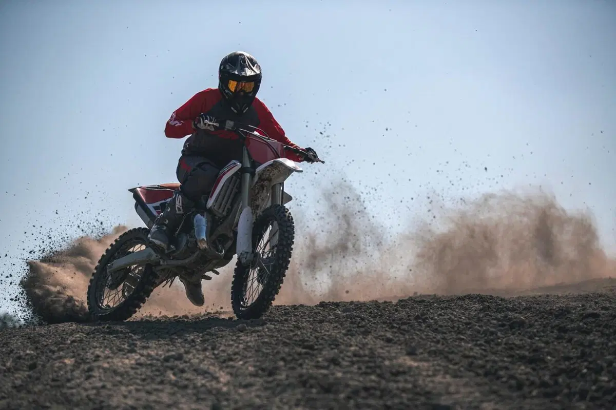 Fantic presenta la nuova gamma enduro e motocross 2022 (5)