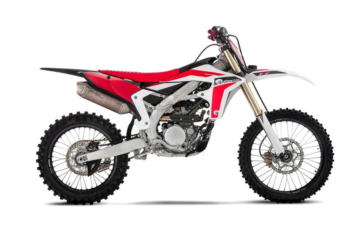 Fantic presenta la nuova gamma enduro e motocross 2022 (16)