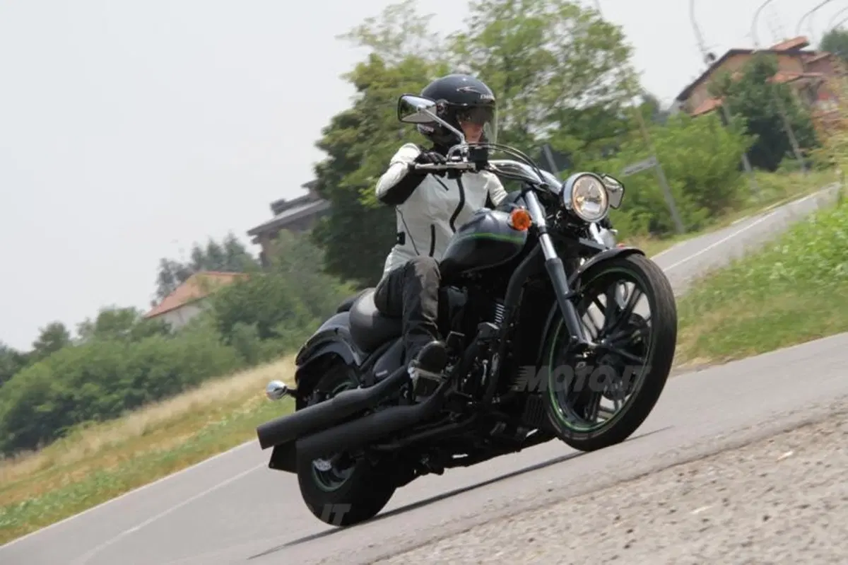 Kawasaki VN 900 Custom 