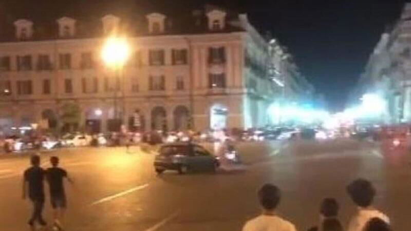 Cuneo: scontro tra scooter e auto nei festeggiamenti dopo Italia-Spagna