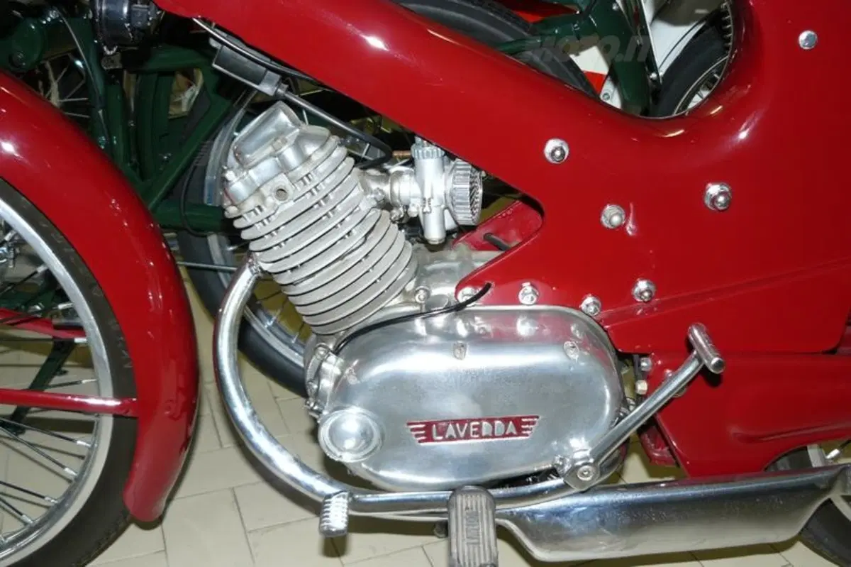 Massimo Clarke: Laverda Story, le moto di un grande marchio (3)