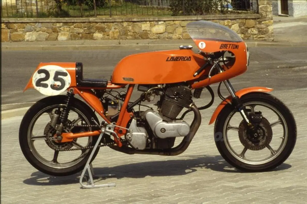 Massimo Clarke: Laverda Story, le moto di un grande marchio (11)
