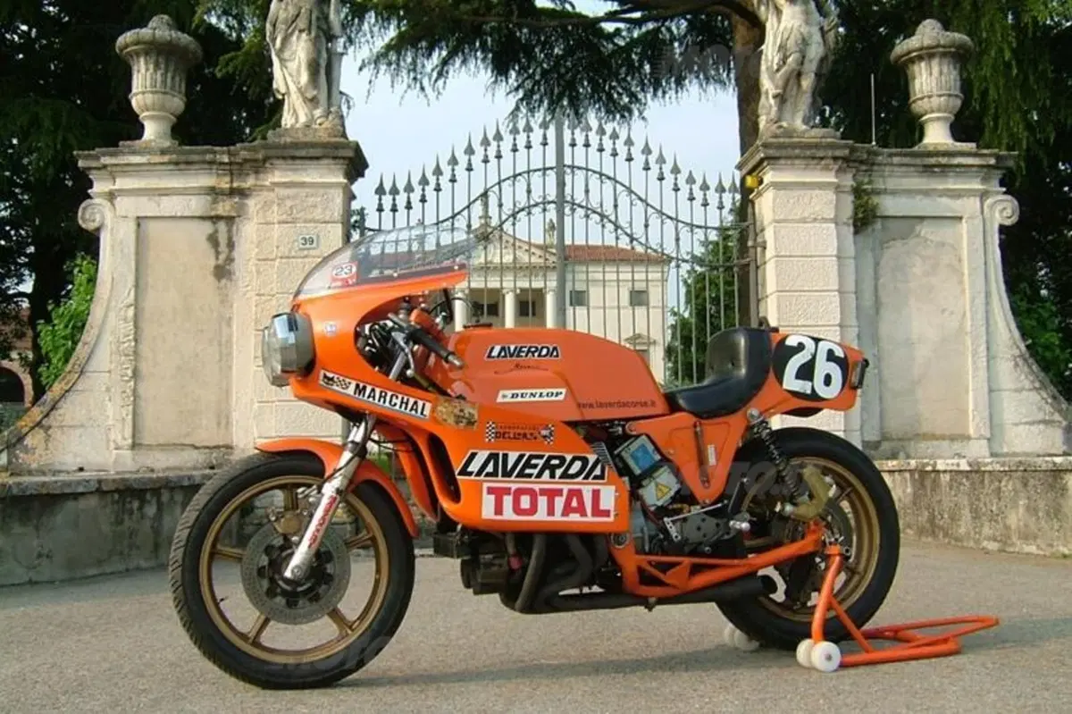 Massimo Clarke: Laverda Story, le moto di un grande marchio (14)