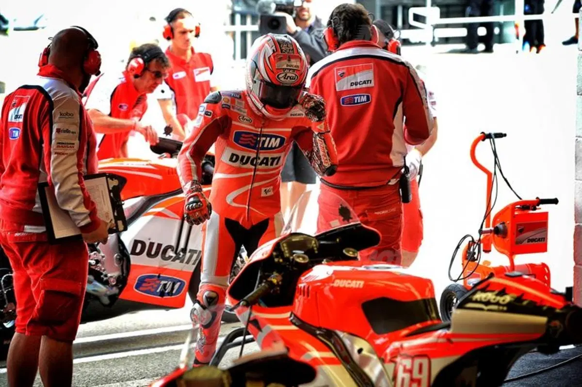 Le foto più spettacolari del GP di Silverstone (10)