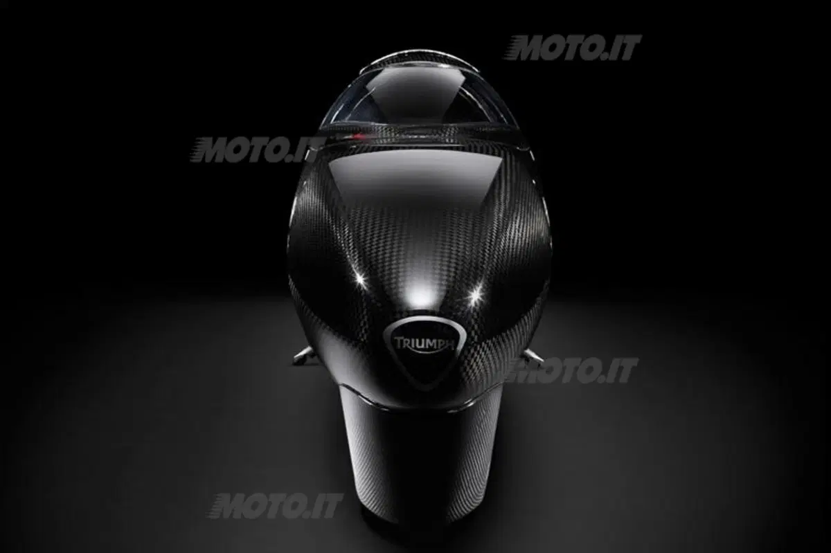 BMW e Triumph, missili europei a Bonneville (6)