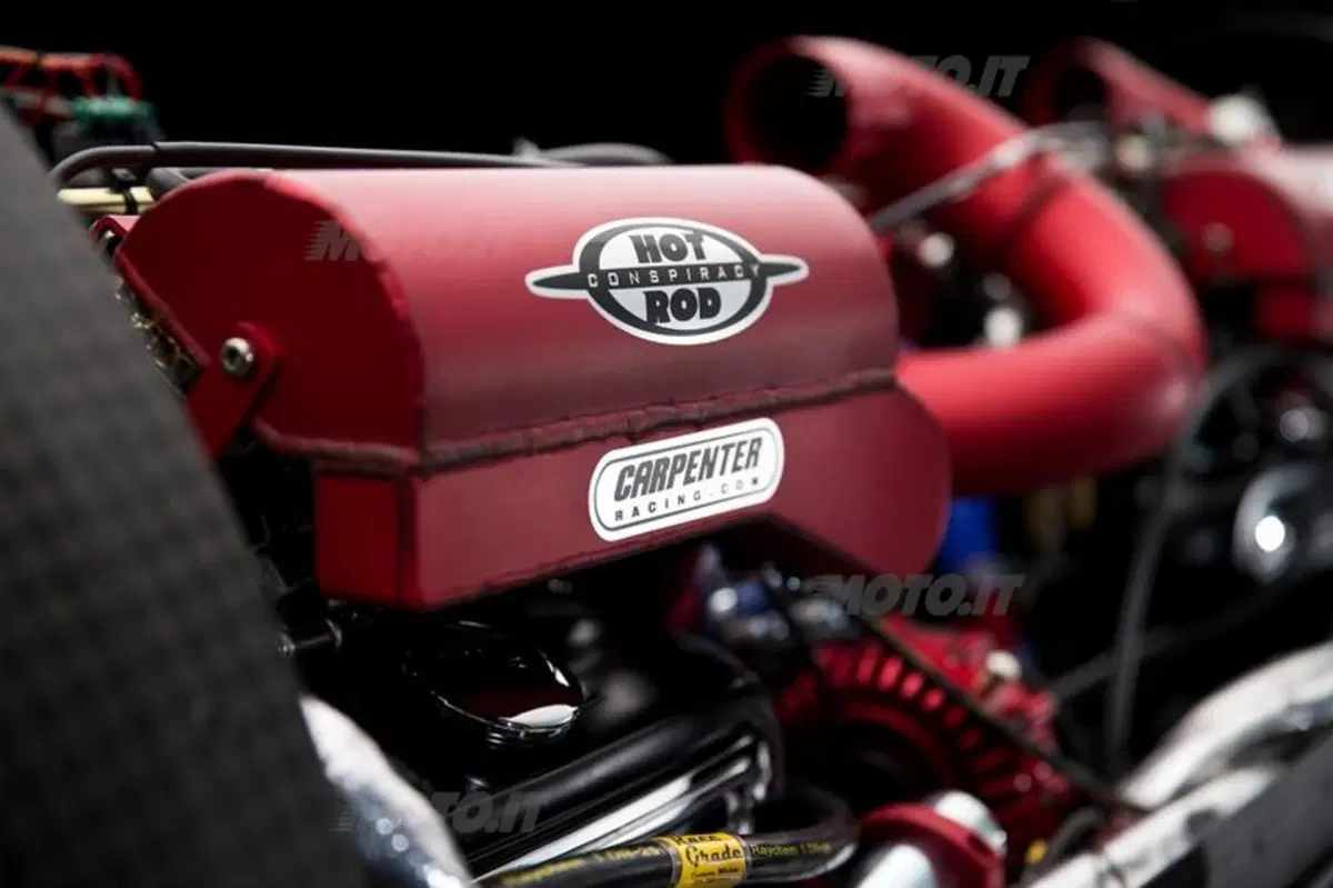 BMW e Triumph, missili europei a Bonneville (14)