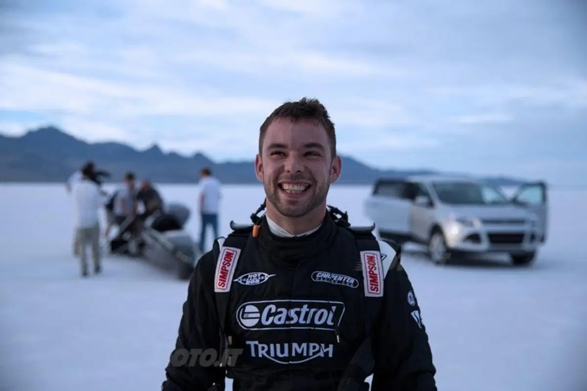 BMW e Triumph, missili europei a Bonneville (21)