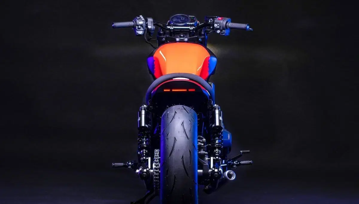 Honda CMX1100 Rebel: arrivano Sport e Bobber by FCR Original (3)