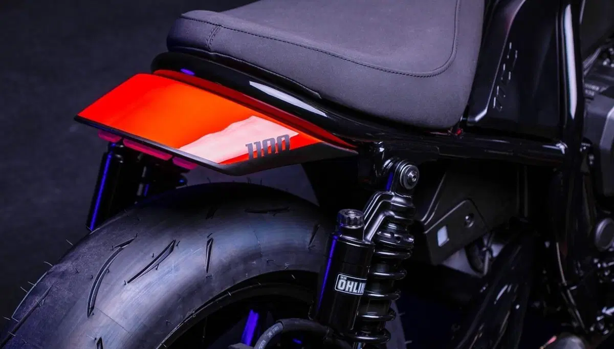 Honda CMX1100 Rebel: arrivano Sport e Bobber by FCR Original (4)