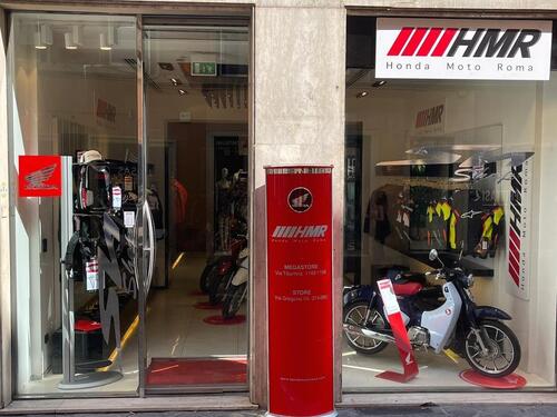 SH Shop: Honda nel salotto buono di Roma (3)